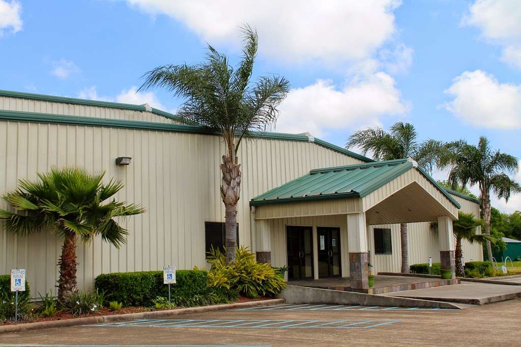 Living Faith Outreach Church | 3700 Deats Rd, Dickinson, TX 77539, USA | Phone: (281) 309-0799