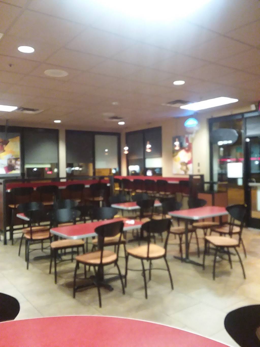 Jack in the Box | 6380 E Golf Links Rd, Tucson, AZ 85730, USA | Phone: (520) 790-3003