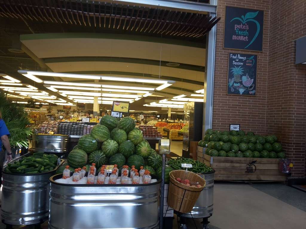 Petes Fresh Market #05 - 118th & Avenue O | 3448 118th St, Chicago, IL 60617, USA | Phone: (773) 646-6400