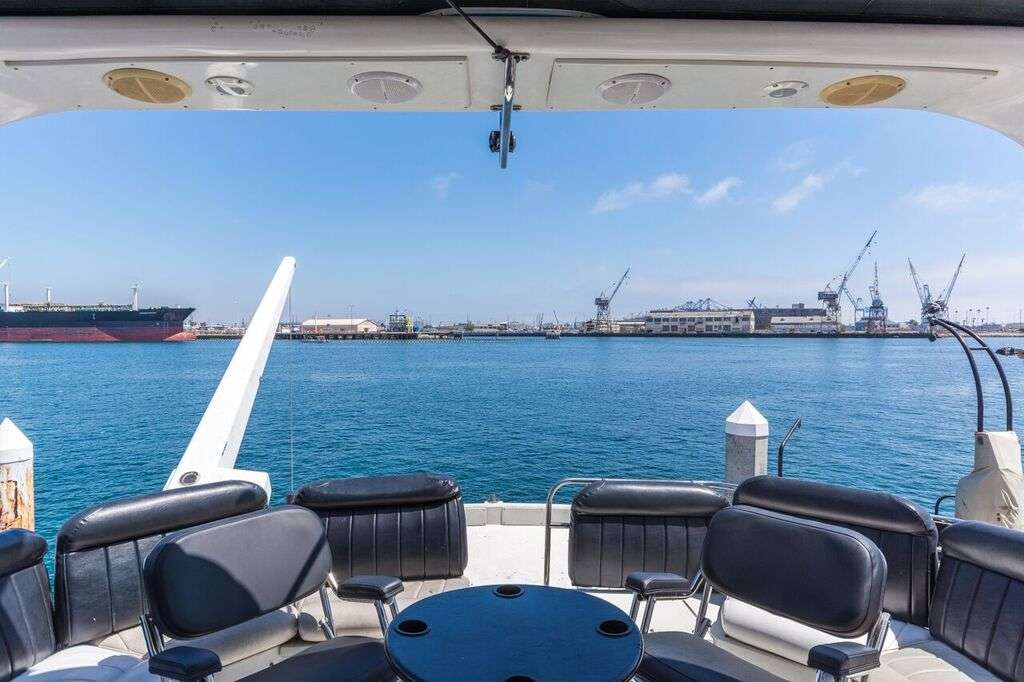 Los Angeles Yacht Charter | 13701 Fiji Way dock 55, Marina Del Rey, CA 90292, USA | Phone: (424) 328-1417