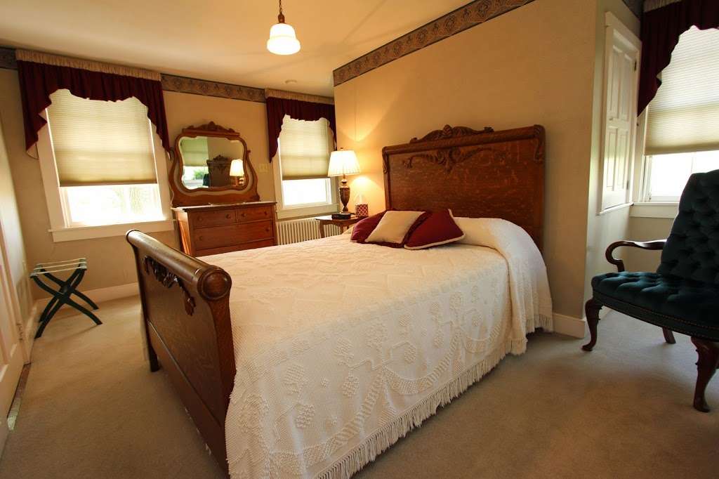 Meadow View K Farm Guest House | 612 Eby Chiques Rd, Mount Joy, PA 17552, USA | Phone: (717) 653-9793