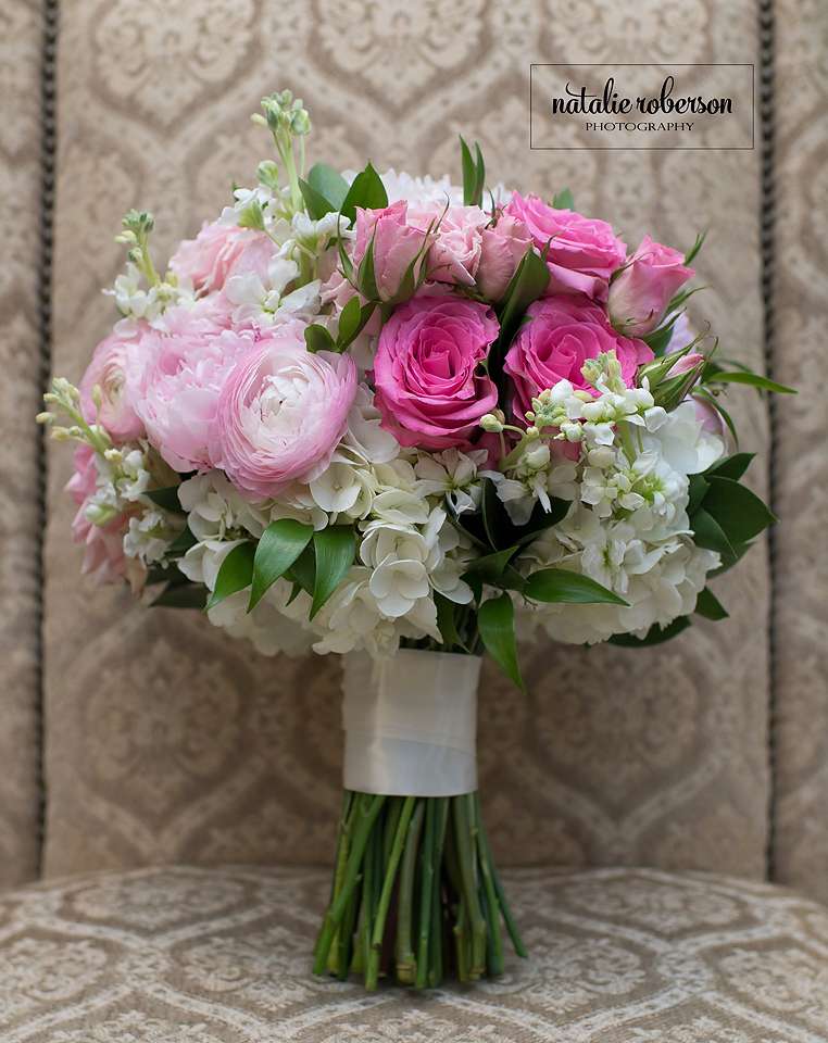 A & L Floral Design | 10720 Miller Rd #200, Dallas, TX 75238, USA | Phone: (469) 213-8141