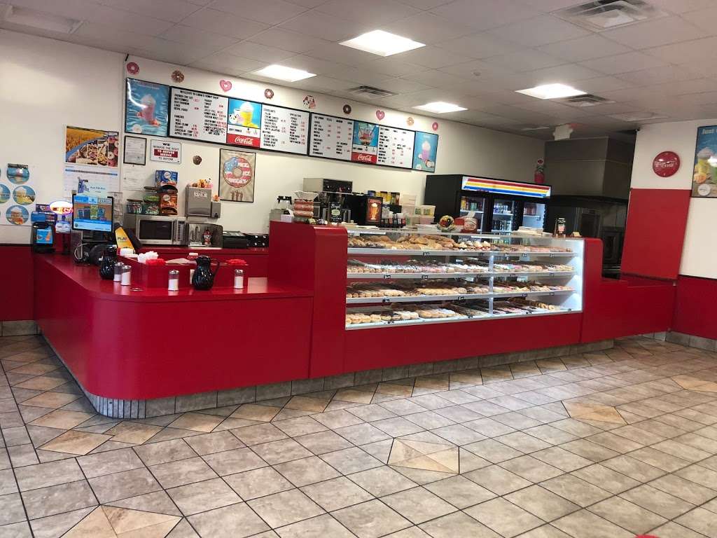 Linda’s Donut Shop | 7201 Arlington Ave suite c, Riverside, CA 92503, USA | Phone: (951) 323-7153