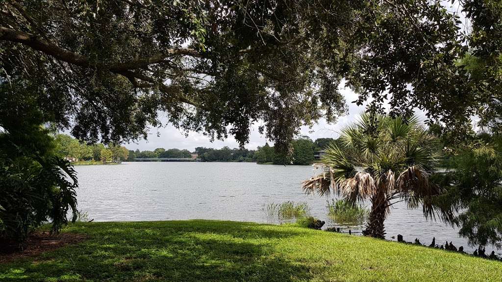 Lake Formosa Park | 1801 Alden Rd, Orlando, FL 32803, USA | Phone: (407) 246-2283