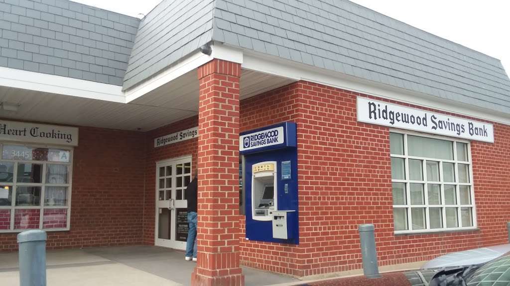 Ridgewood Savings Bank | 202 -16, Rockaway Point Blvd, Breezy Point, NY 11697, USA | Phone: (718) 634-3600