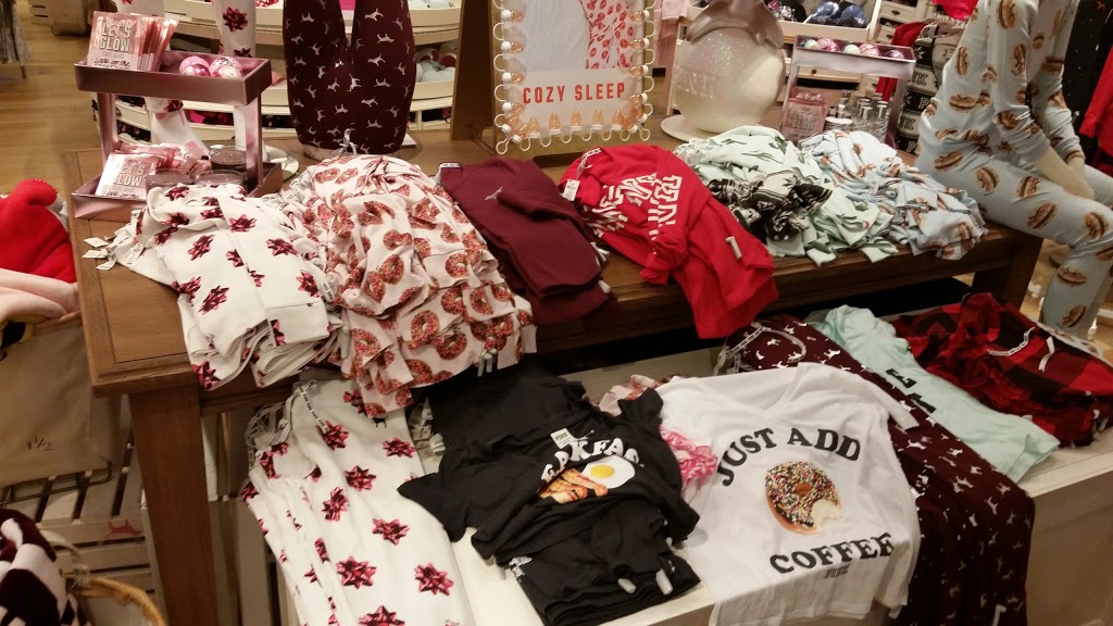 Pink | 401 Newport Center Dr, Newport Beach, CA 92660, USA | Phone: (949) 760-0151