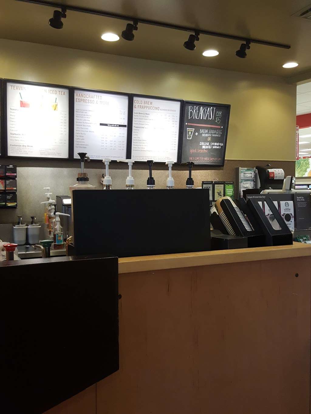 Starbucks | 3100 Gulf Fwy S, League City, TX 77573, USA | Phone: (281) 534-5420