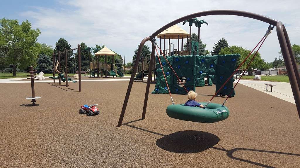 Larsen Park | Northglenn, CO 80233