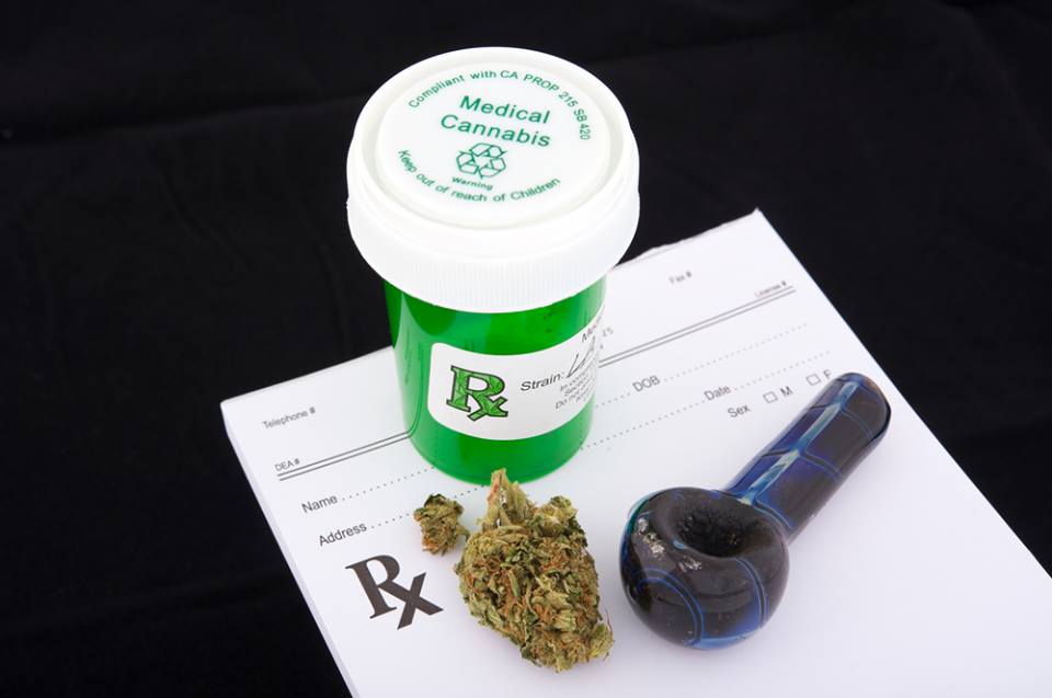 A Cut Off the Top Dispensary | 2059 W 9th Ave, Denver, CO 80204, USA | Phone: (303) 825-9227