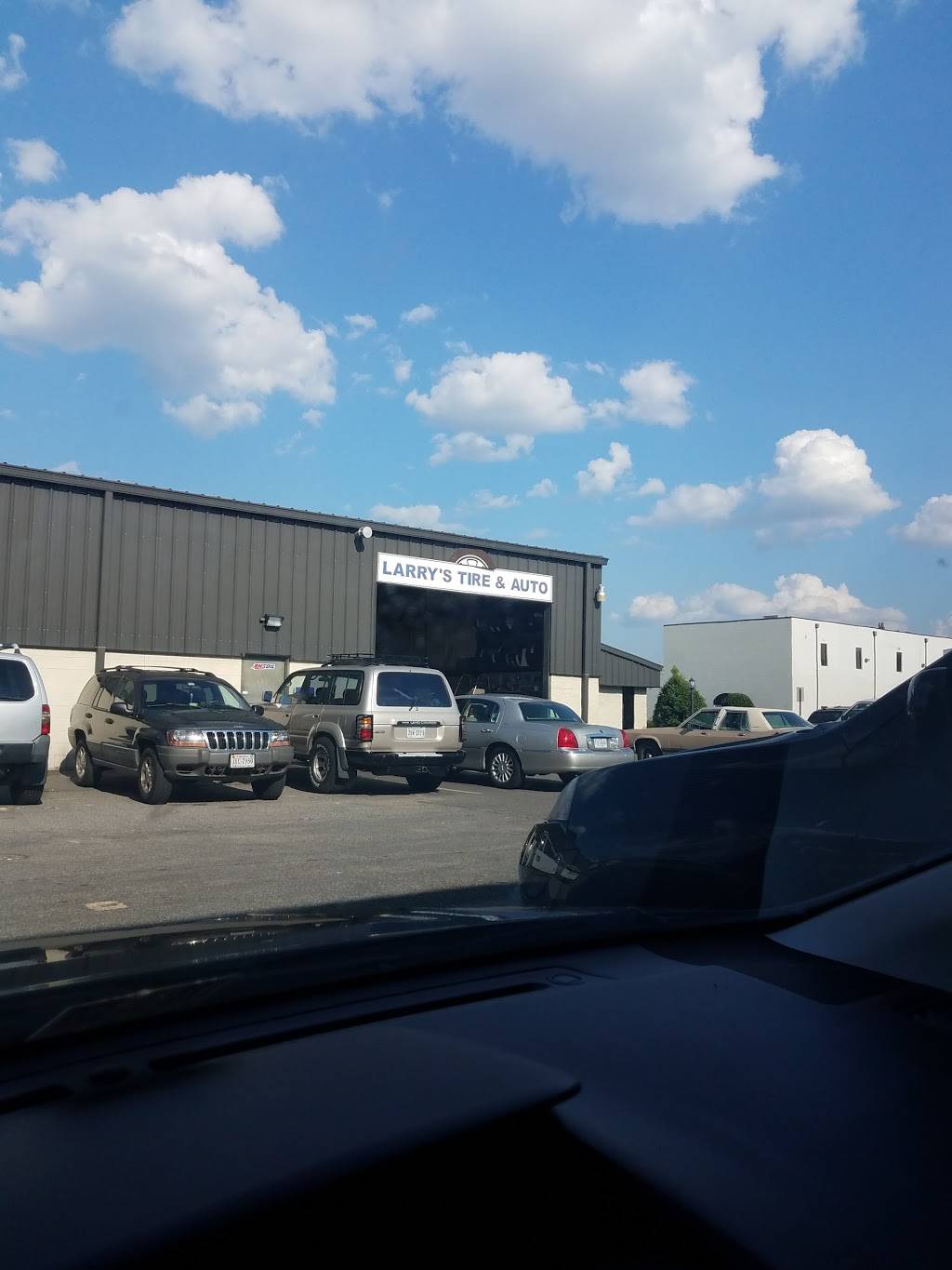 Larrys Tire & Auto | 6714 Janway Rd, Richmond, VA 23228, USA | Phone: (804) 515-9500