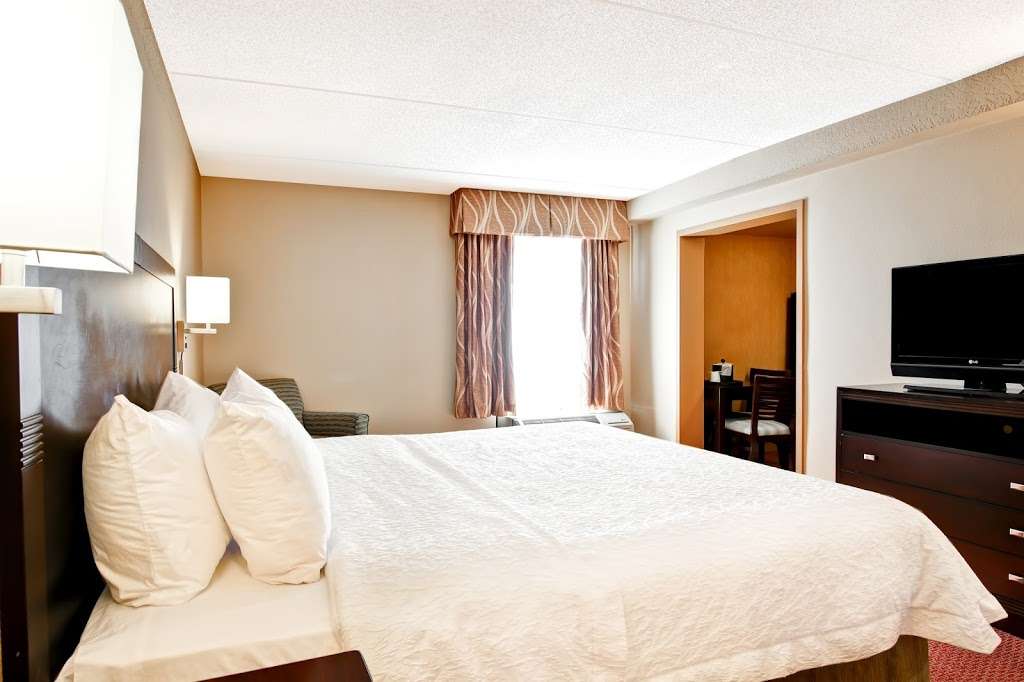 Hampton Inn Waldorf | 3750 Crain Hwy, Waldorf, MD 20603 | Phone: (301) 632-9600