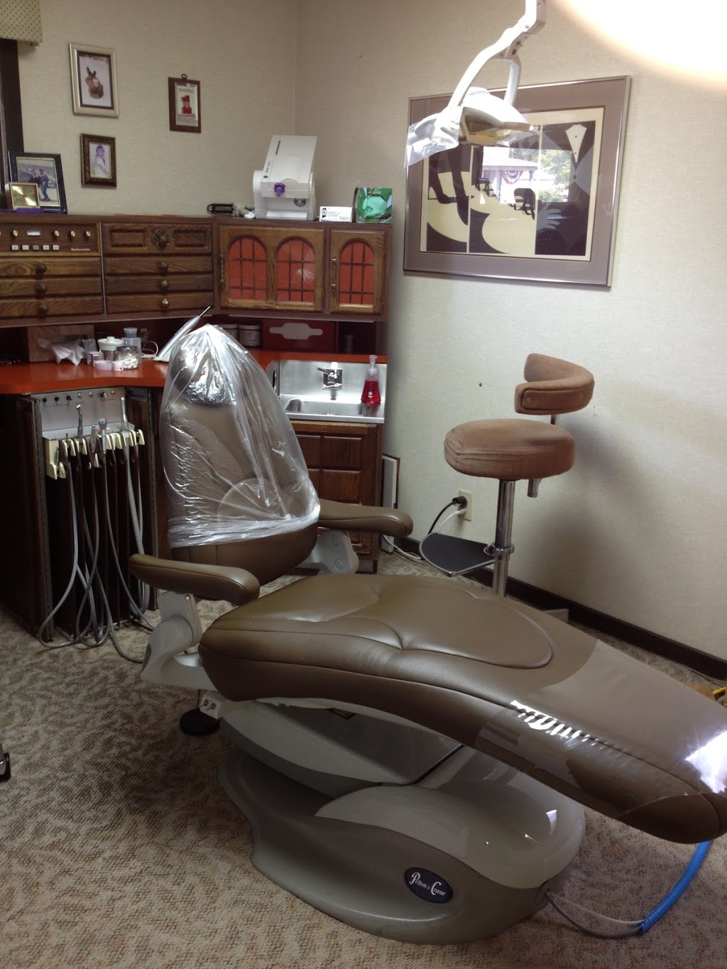 Bardonner Gary w DDS | 940 N State St, Greenfield, IN 46140, USA | Phone: (317) 462-2656