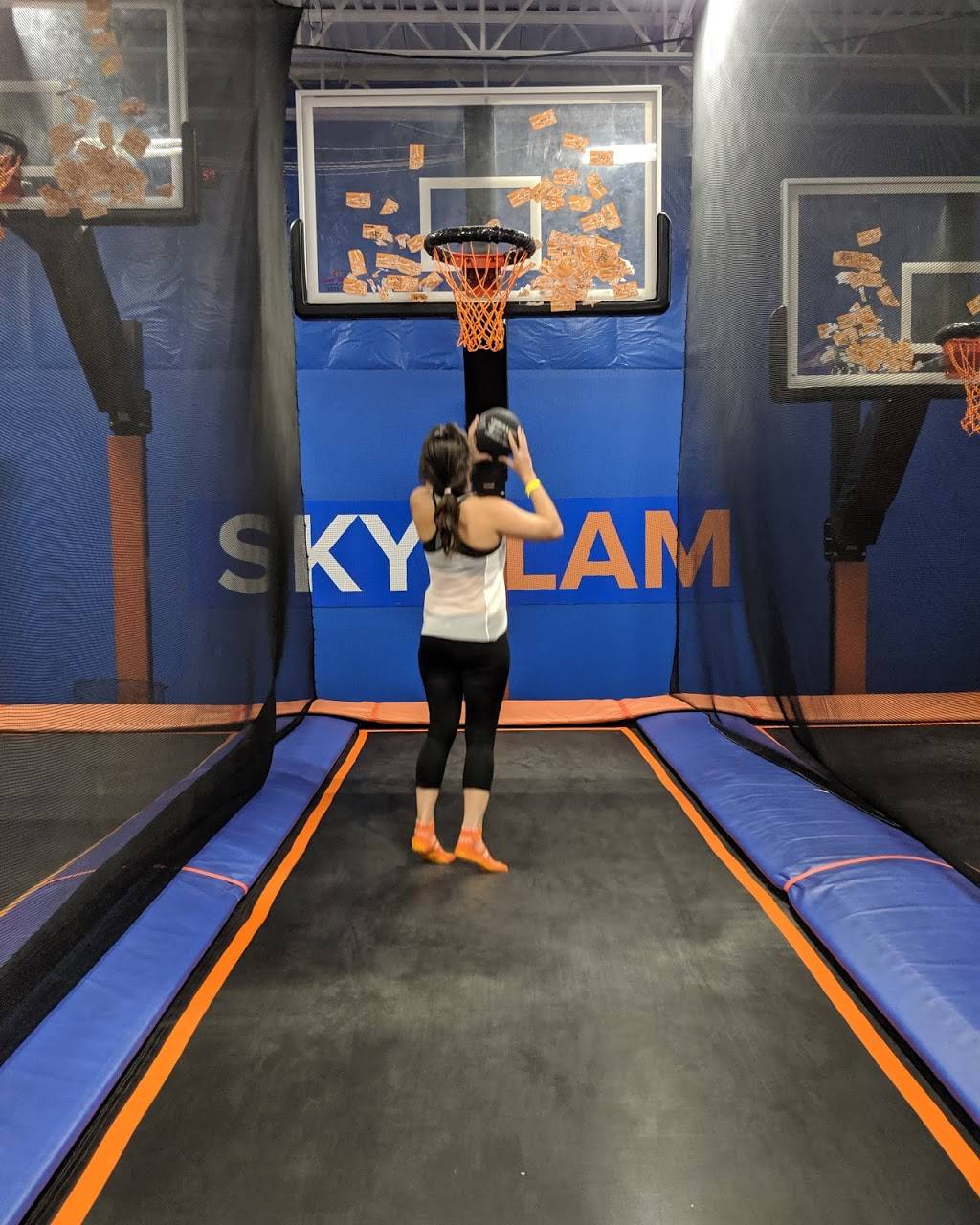 Sky Zone Trampoline Park | 5000 E E 4th Plain Blvd Suite C100, Vancouver, WA 98661, USA | Phone: (503) 433-3939