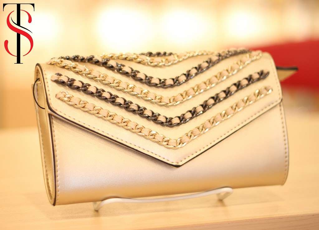 String and Thread - Houston | 3607 Hwy 6, Sugar Land, TX 77478, USA | Phone: (281) 325-0699