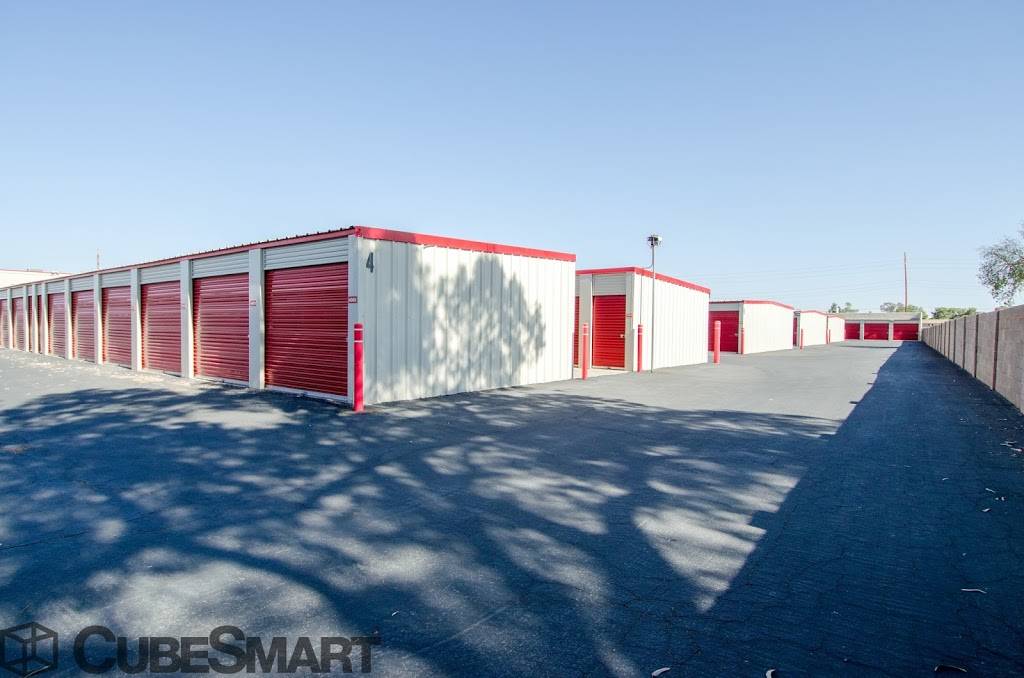 CubeSmart Self Storage | 7028 N Dysart Rd, Glendale, AZ 85307, USA | Phone: (623) 935-9533
