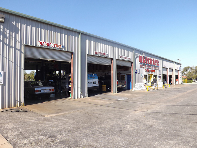 Daves Ultimate Automotive | 4926 N Lamar Blvd, Austin, TX 78751 | Phone: (512) 444-7716