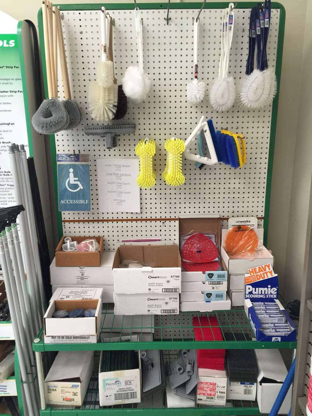 Lakeland Sanitary & Janitor Supply | 1835 E Gary Rd, Lakeland, FL 33801, USA | Phone: (863) 665-5152