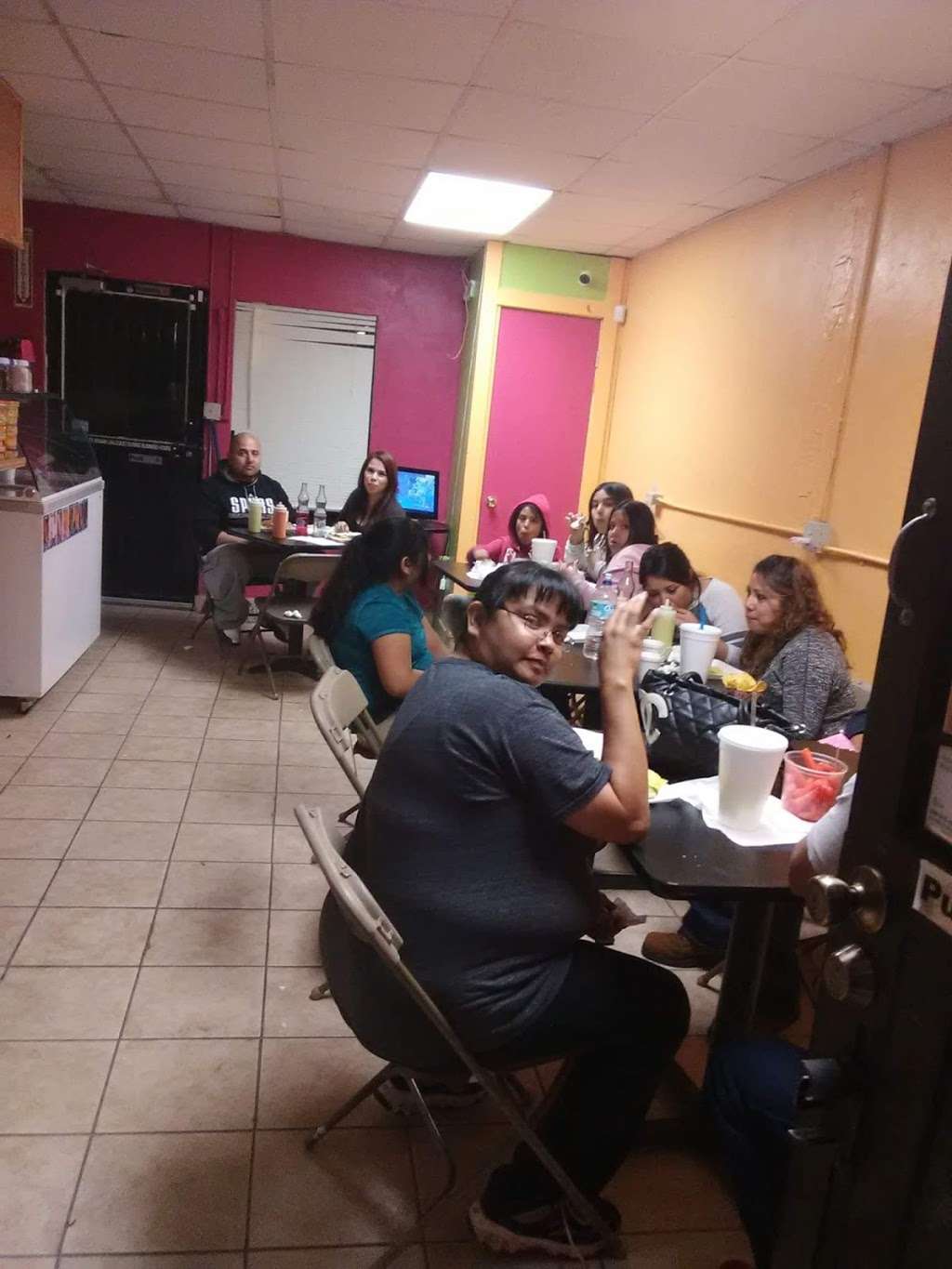 Tacos Orientales De Cuernavaca | 415 Valley Hi Dr, San Antonio, TX 78227, USA | Phone: (210) 596-3571