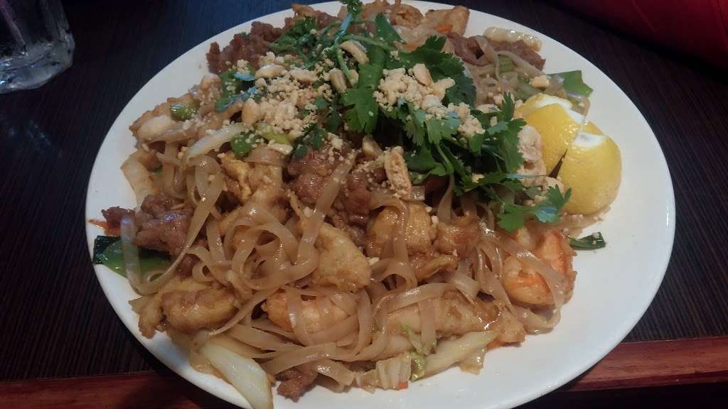 Imperial China Diner | 11041 Shadow Creek Pkwy #113, Pearland, TX 77584 | Phone: (713) 340-1366