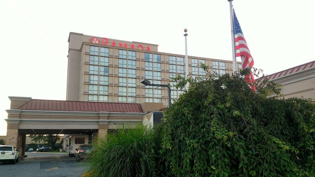 Ramada Plaza by Wyndham Newark International Airport | 160A Frontage Rd, Newark, NJ 07114 | Phone: (973) 589-1000