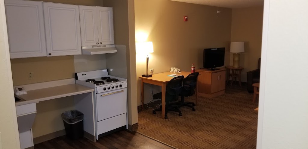 Extended Stay Deluxe | 45 Junction Ct, Madison, WI 53717, USA | Phone: (608) 833-2121