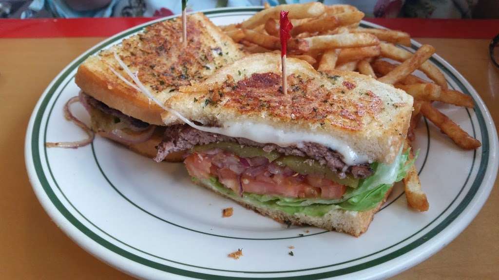 Woodys Diner | 16371 Pacific Coast Hwy, Sunset Beach, CA 90742, USA | Phone: (562) 592-2134