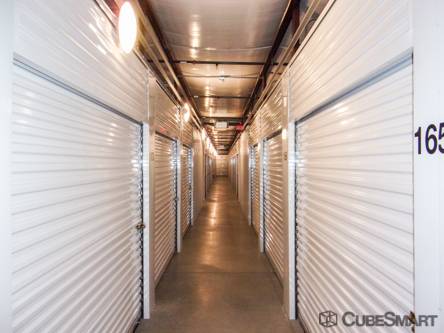 CubeSmart Self Storage | 3031 Equestrian Ln, Grand Prairie, TX 75052, USA | Phone: (469) 251-5395