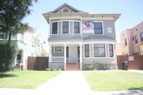 Stuho Student Housing | 2595 S Hoover St Suite C, Los Angeles, CA 90007, USA | Phone: (323) 731-1034