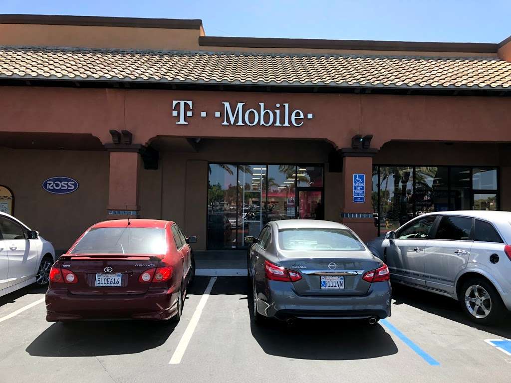 T-Mobile | 461 College Blvd Ste 03, Oceanside, CA 92057, USA | Phone: (760) 407-8520