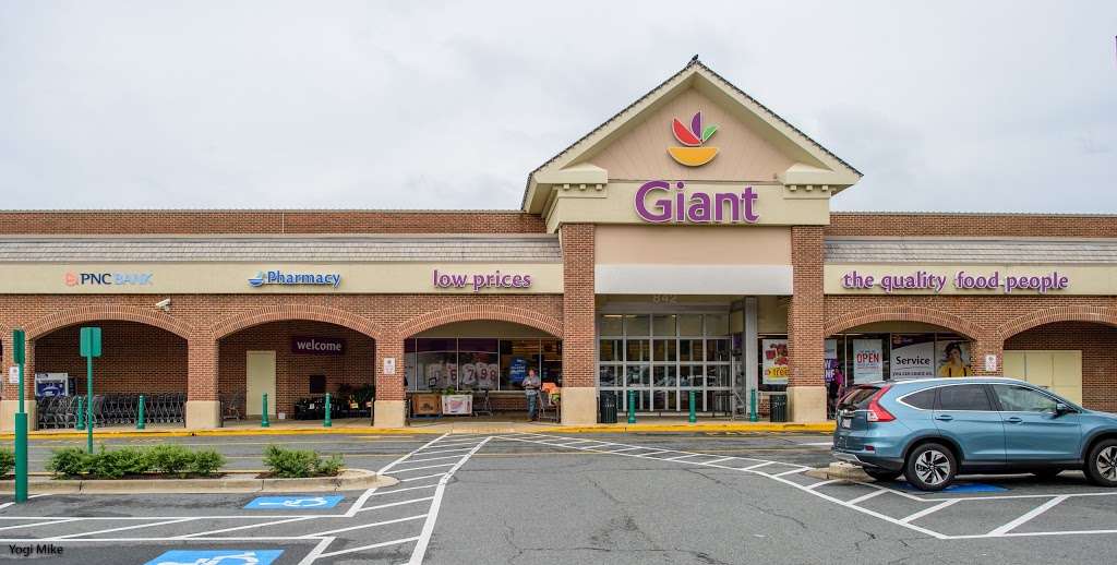 Giant Food | 842 Muddy Branch Rd, Gaithersburg, MD 20878, USA | Phone: (301) 948-8148