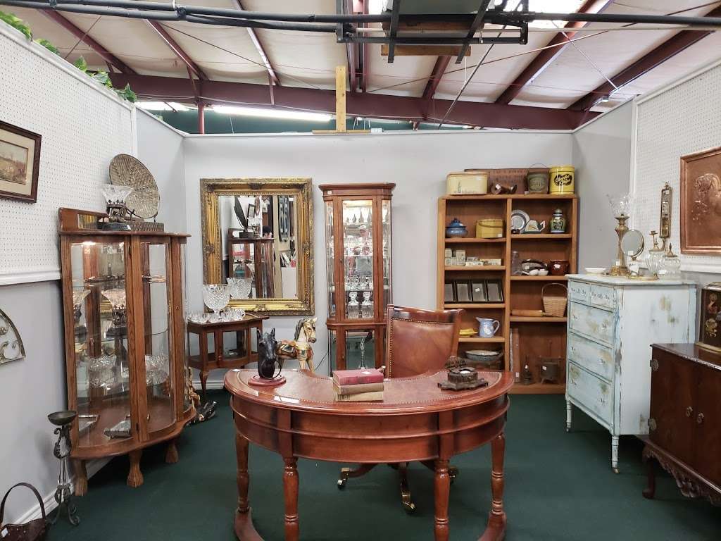 The Antique Gallery of Houston | 21127 Spring Towne Dr, Spring, TX 77388, USA | Phone: (281) 350-4557