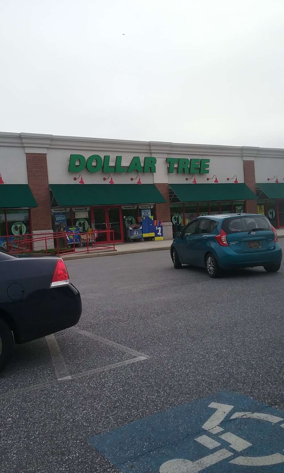 Dollar Tree | 38394 Dupont Blvd, Selbyville, DE 19975, USA | Phone: (302) 988-6002