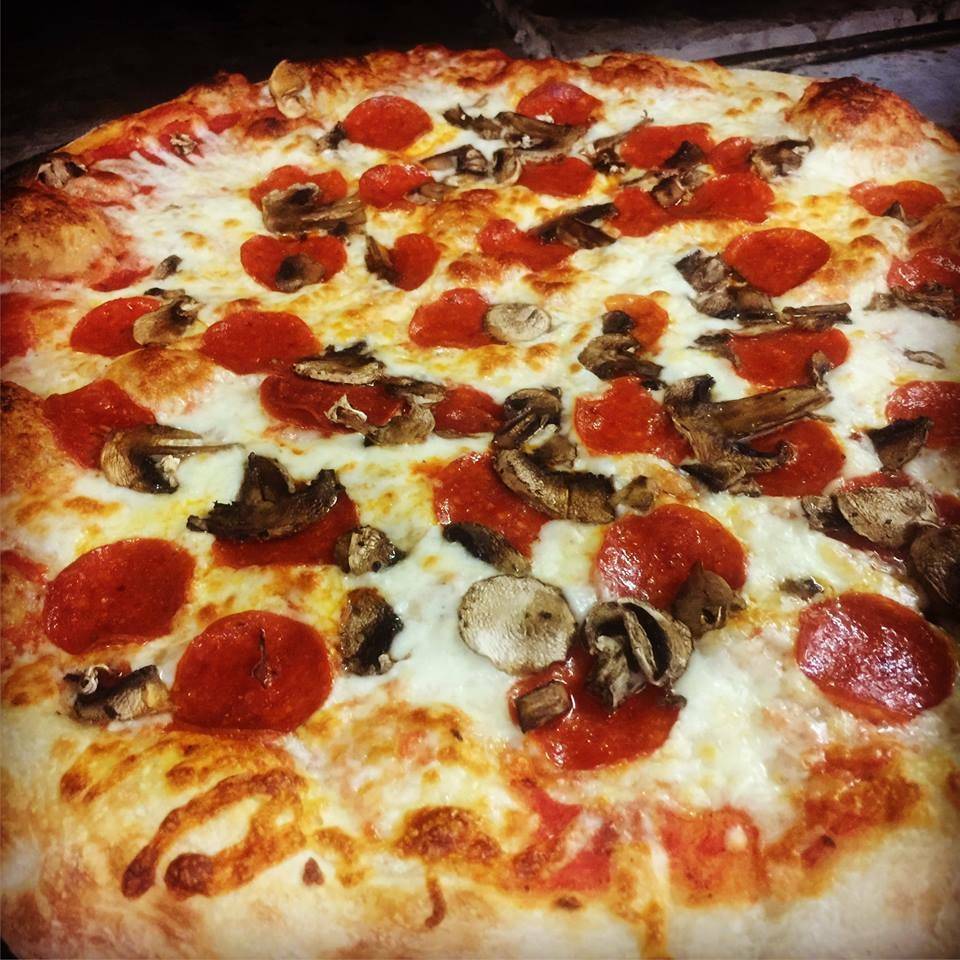 Starkey Pizza | 2615, 12512 Starkey Rd, Largo, FL 33773, USA | Phone: (727) 584-9240