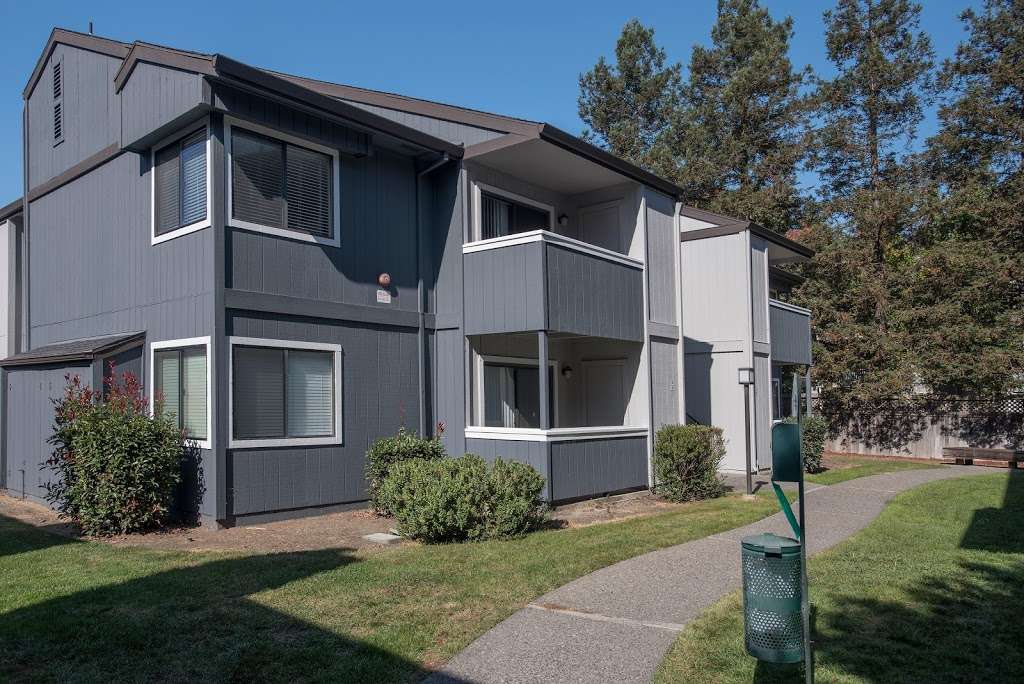 Park Ridge Apartment Homes | 4949 Snyder Ln, Rohnert Park, CA 94928, USA | Phone: (707) 400-6865