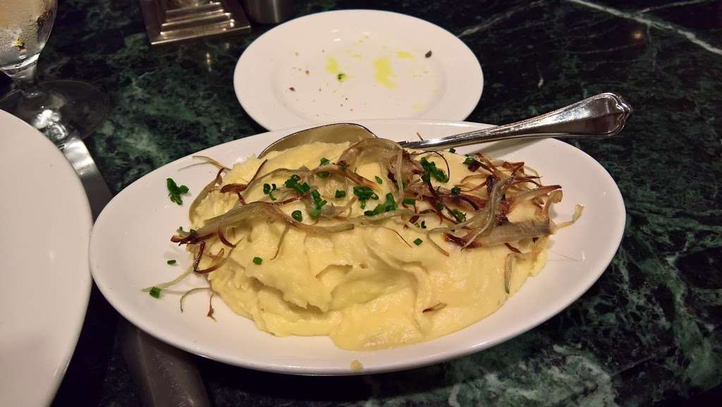 Fiorenzo Italian Steakhouse | 9801 International Dr, Orlando, FL 32819 | Phone: (407) 345-4570