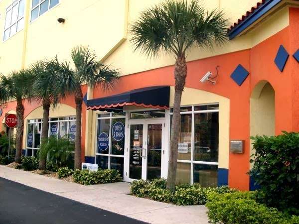 Value Store It Self Storage | 901 N Miami Beach Blvd, North Miami Beach, FL 33162, USA | Phone: (305) 945-4242