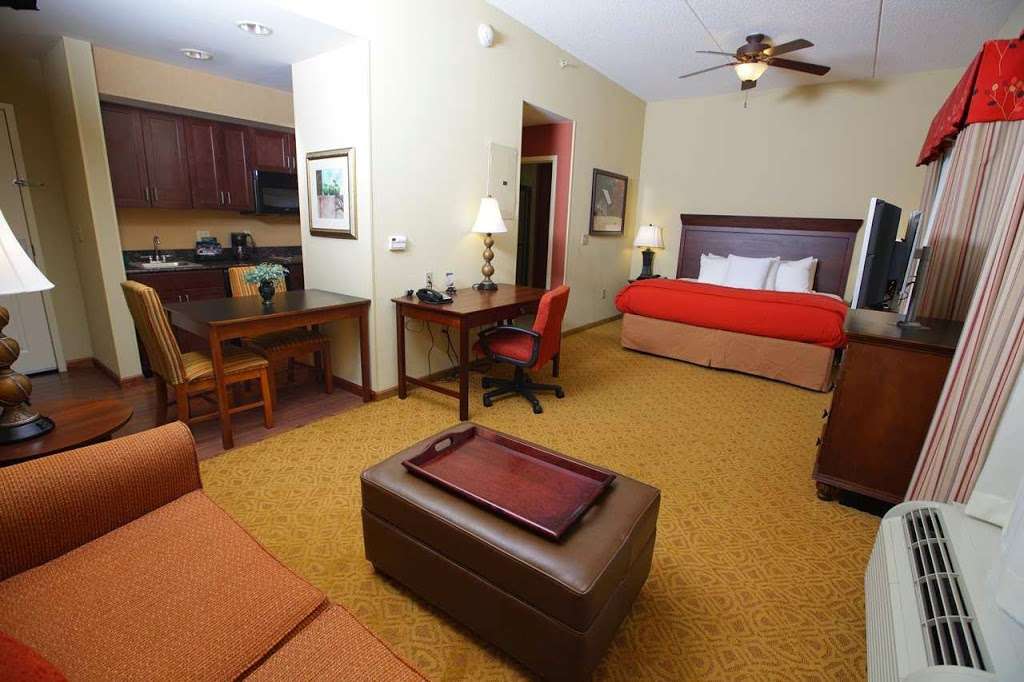 Homewood Suites by Hilton Fredericksburg | 1040 Hospitality Ln, Fredericksburg, VA 22401, USA | Phone: (540) 786-9700