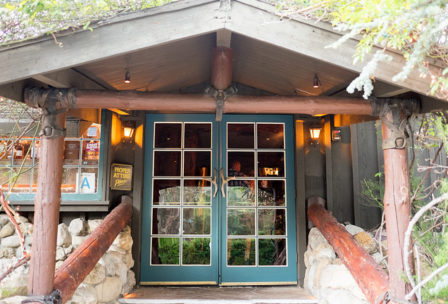 Saddle Peak Lodge | 419 Cold Canyon Rd, Calabasas, CA 91302 | Phone: (818) 222-3888