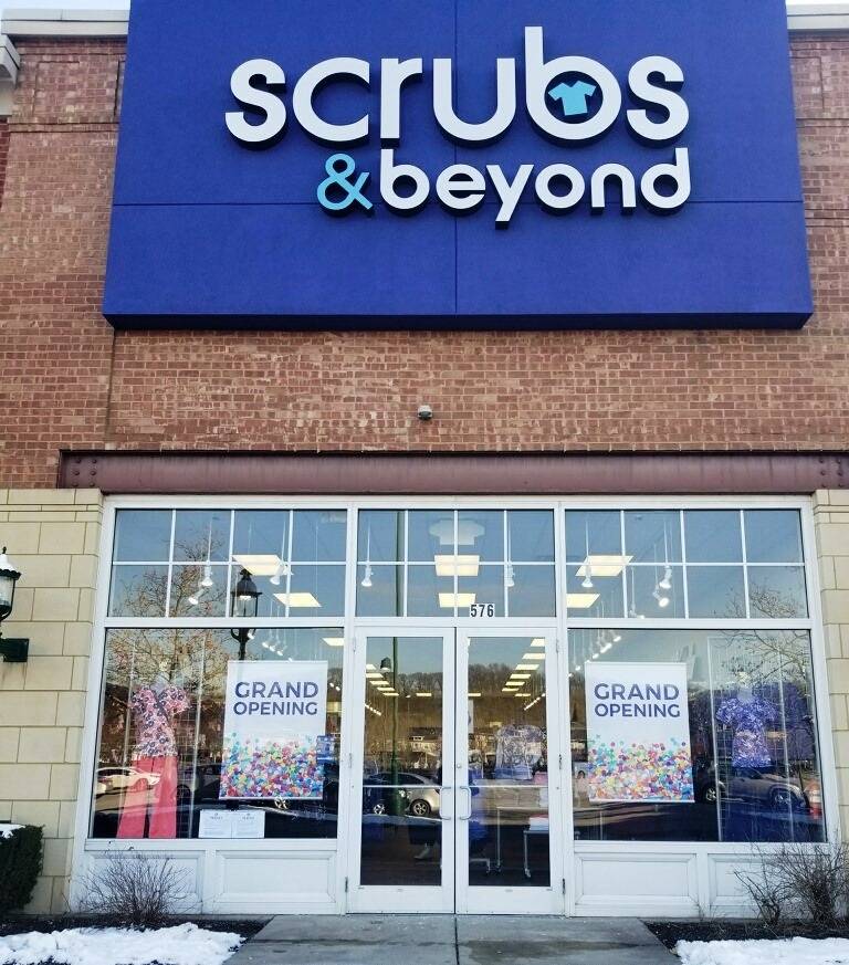 Scrubs & Beyond | 576 E Waterfront Dr, Homestead, PA 15120, USA | Phone: (412) 461-1535