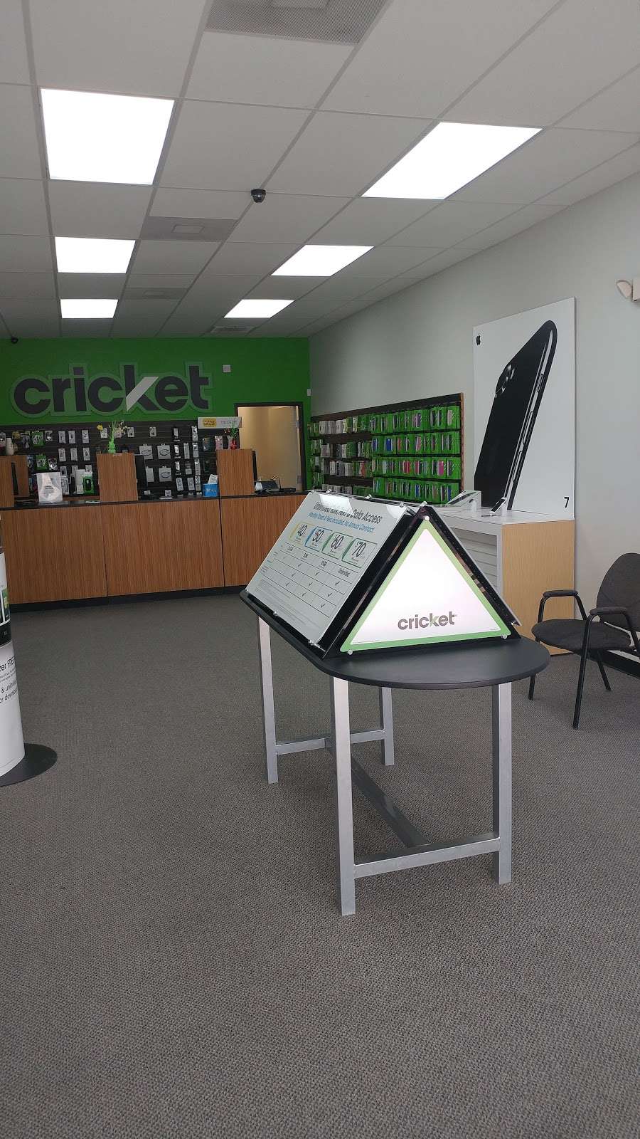 Cricket Wireless Authorized Retailer | 3103 SE Military Dr #107, San Antonio, TX 78223, USA | Phone: (210) 359-6666