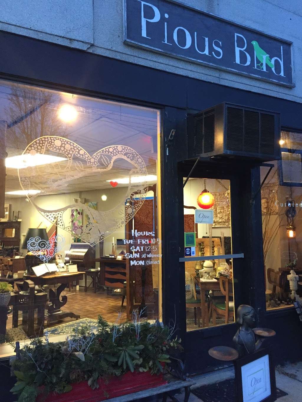 Pious Bird of Good Omen | 3142 Fairfield Ave, Bridgeport, CT 06605, USA | Phone: (203) 540-5175