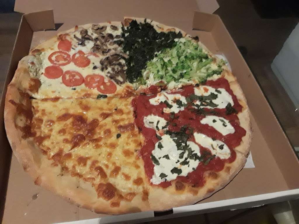 Fratellis Pizza | 307 E Evesham Rd, Runnemede, NJ 08078, USA | Phone: (856) 939-9900