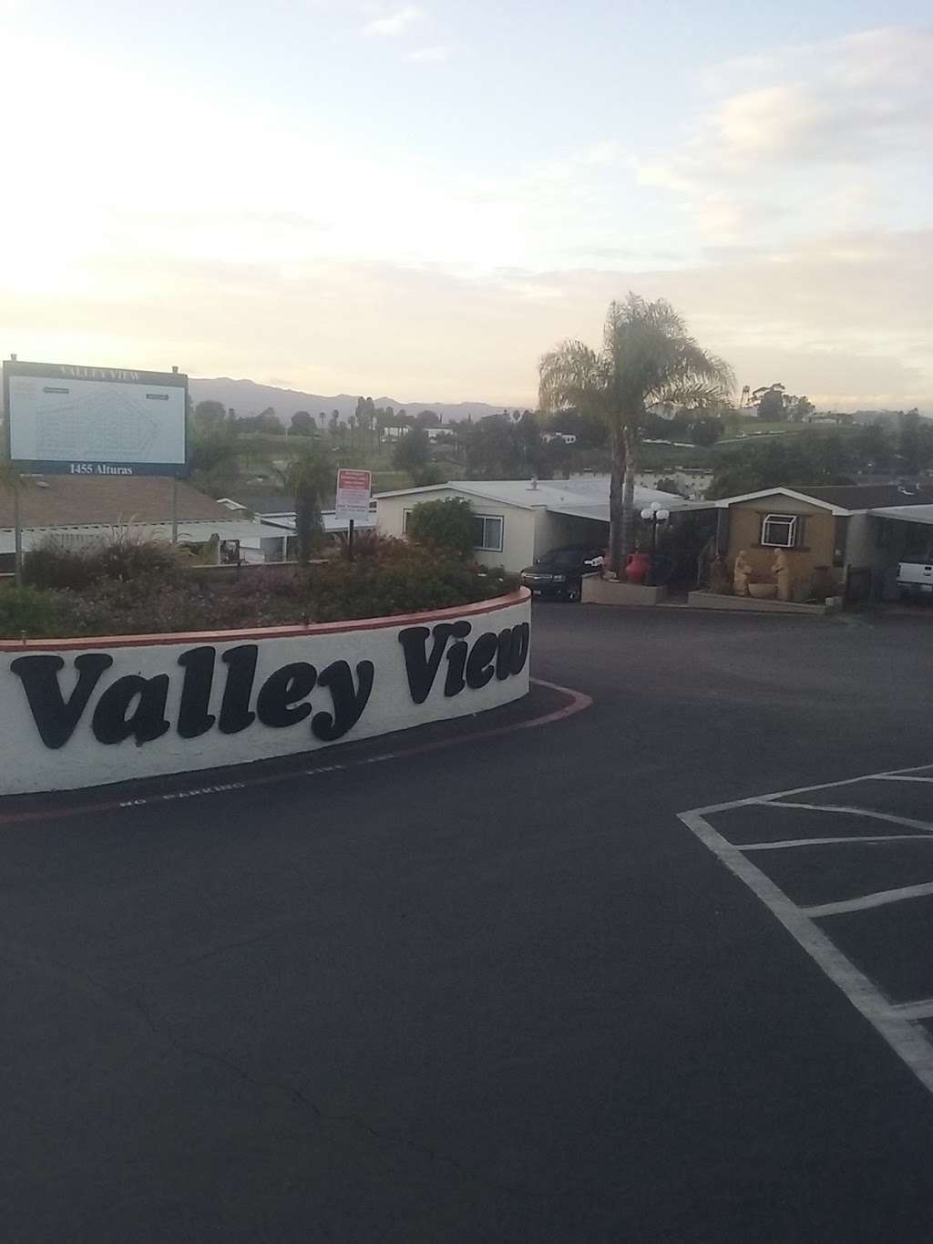 Valley View Mobilehome Park | 1455 Alturas Rd, Fallbrook, CA 92028, USA | Phone: (760) 728-2328