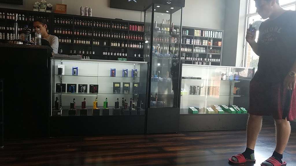 Alluring Vapors, LLC | 1512 Philadelphia Pike, Wilmington, DE 19809 | Phone: (302) 792-1325