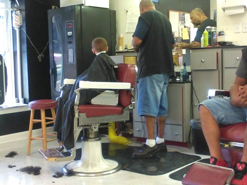 J & S Barber Shop | 2720 Chapel Hill Rd STE F, Durham, NC 27707, USA | Phone: (919) 403-8800