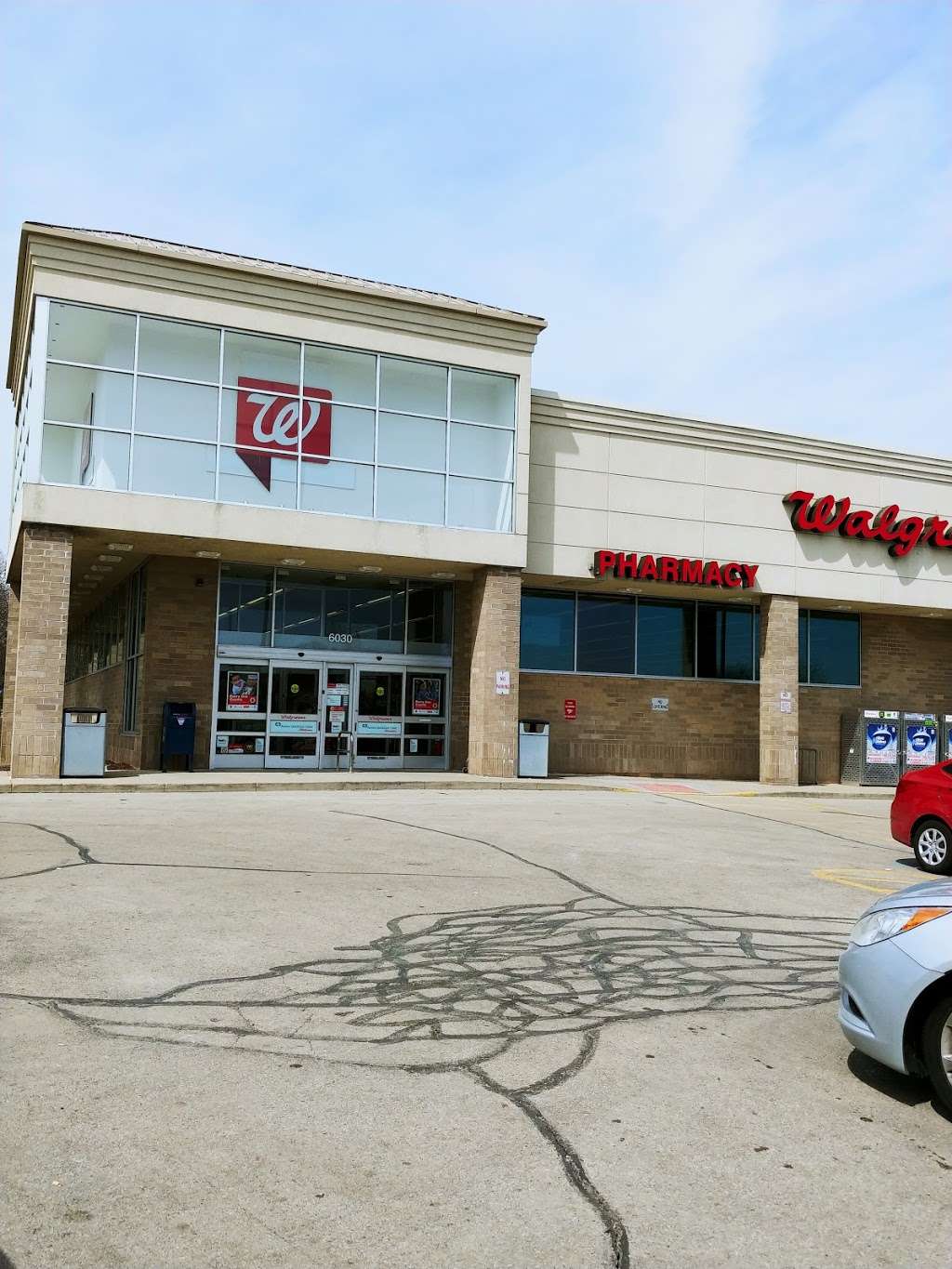 Walgreens | 6030 W Oklahoma Ave, Milwaukee, WI 53219, USA | Phone: (414) 327-1010