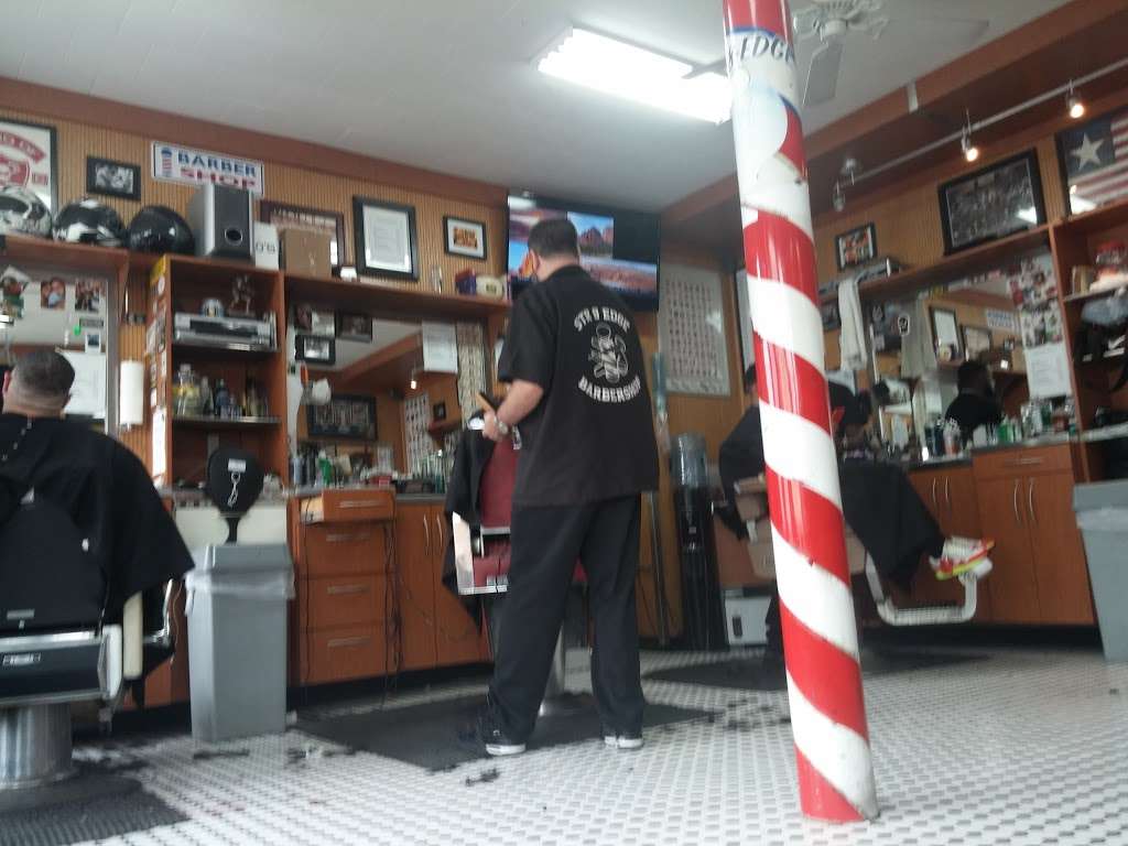 Straight Edge Barbershop | 216 Somerville Ave, Somerville, MA 02143, USA | Phone: (617) 718-2422