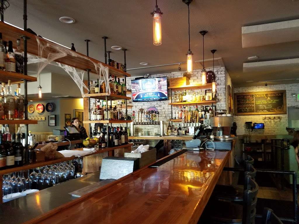 Blackbird Public House | 305 S Downing St, Denver, CO 80209, USA | Phone: (303) 733-3923