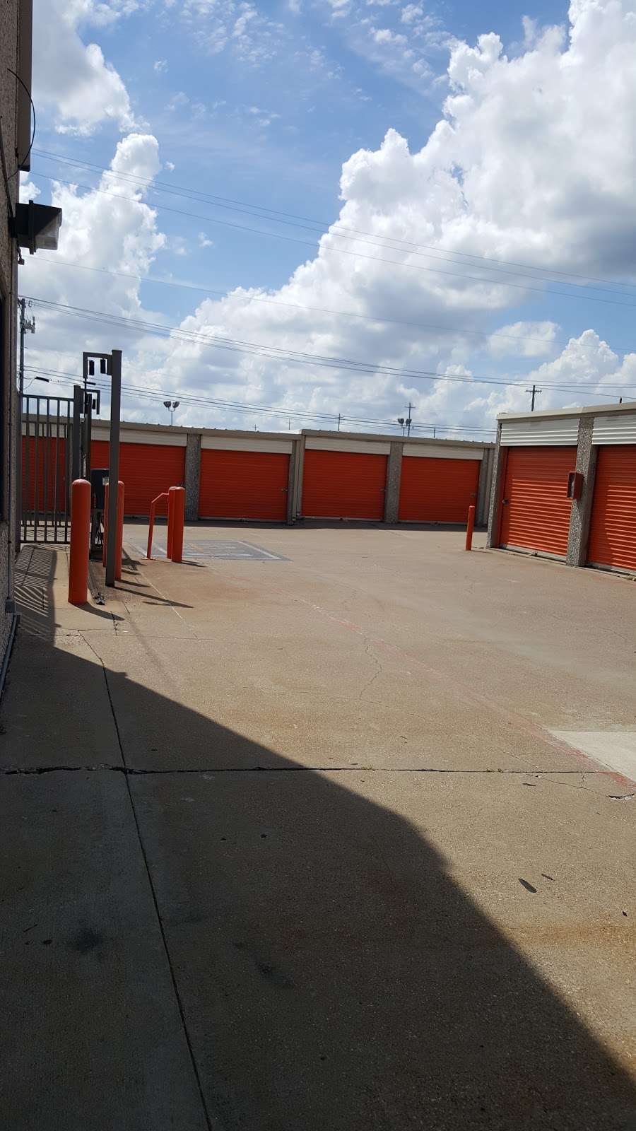 Public Storage | 12343 Northwest Hwy, Dallas, TX 75228, USA | Phone: (972) 863-0107