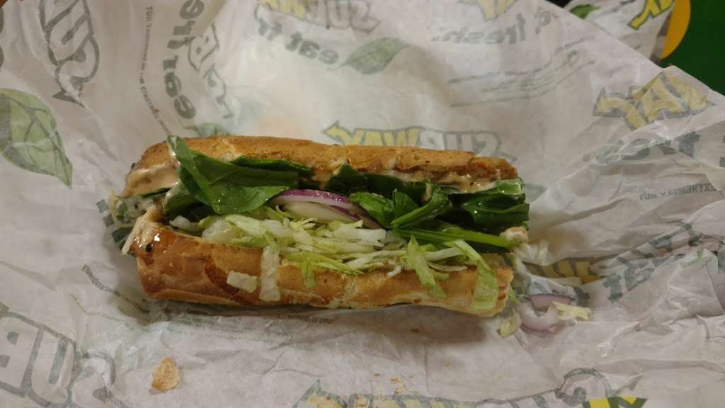Subway Restaurants | 120 West 38th Street, Indianapolis, IN 46208, USA | Phone: (317) 931-1246